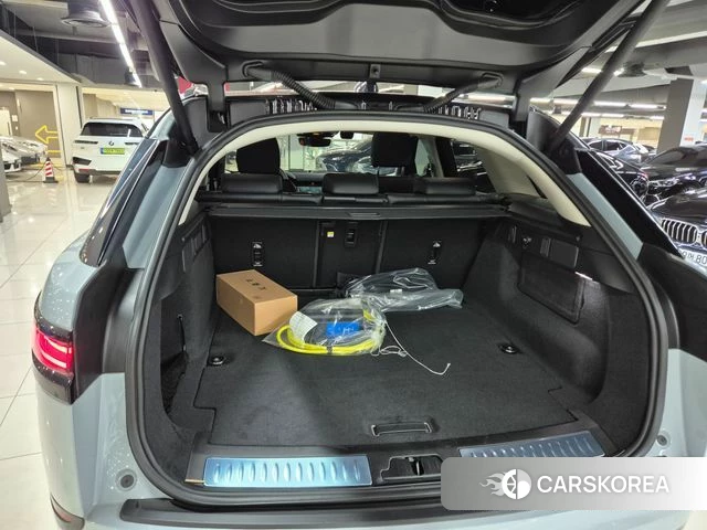 Land Rover Range Rover Velar id 3858188 из Кореи 16