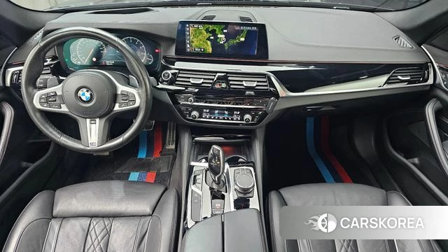 BMW 5 Series (G30) id 4684201 из Кореи 17