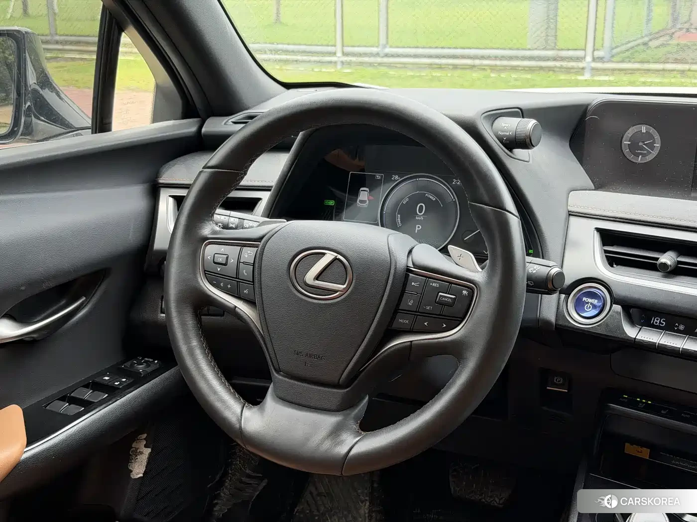 Lexus UX id 4680640 из Китая 14