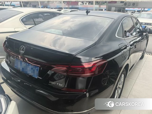 Volkswagen Passat id 4255765 из Китая 7