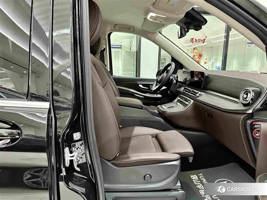 Mercedes-Benz V-Class id 4600758 из Китая 18