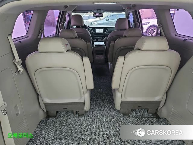 Kia The New Carnival id 4658143 из Кореи 17