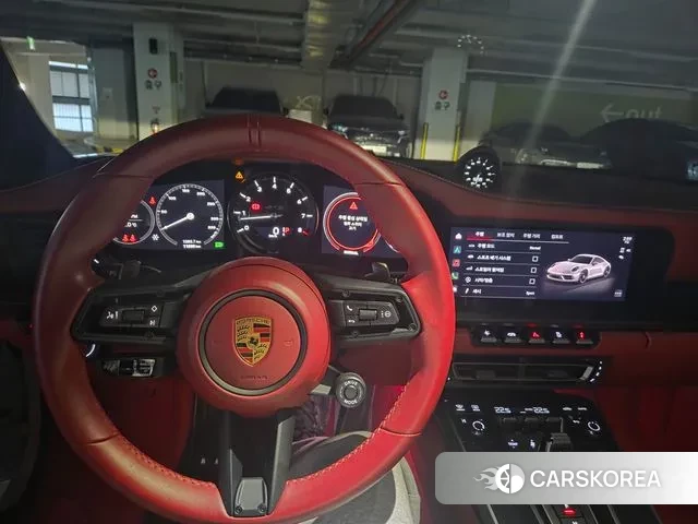 Porsche 911(992) id 3638771 из Кореи 7