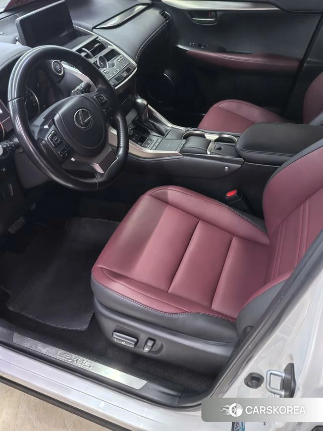 Lexus NX id 4342117 из Китая 7