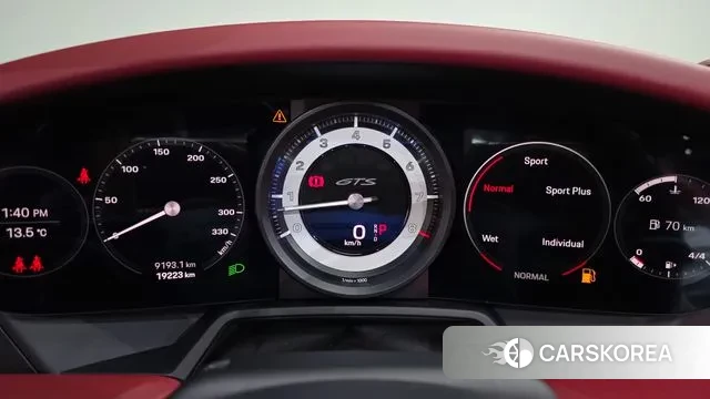 Porsche 911(992) id 3726704 из Кореи 17