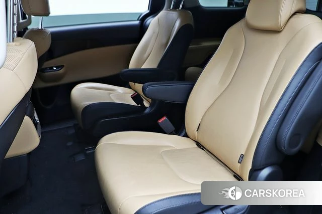 Kia Carnival 4th generation id 4500376 из Кореи 17