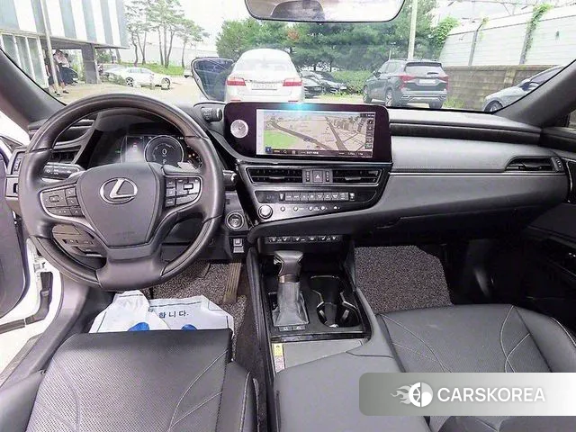 Lexus ES300h 7th generation id 3120472 из Кореи 17