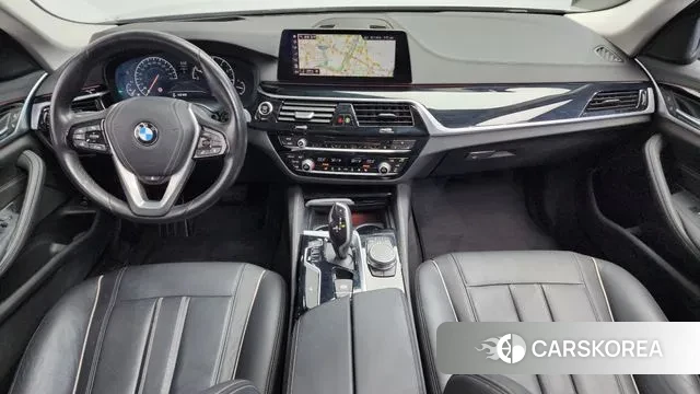 BMW 5 Series (G30) id 3509747 из Кореи 17