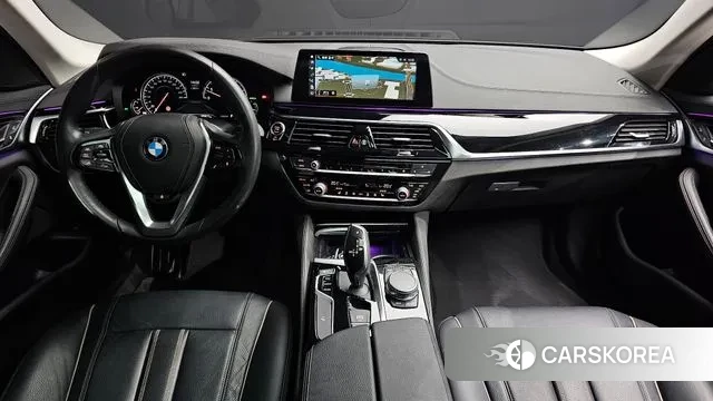 BMW 5 Series (G30) id 3039278 из Кореи 17