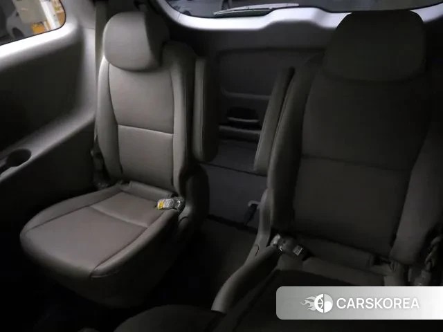 Kia The New Carnival id 3778900 из Кореи 17