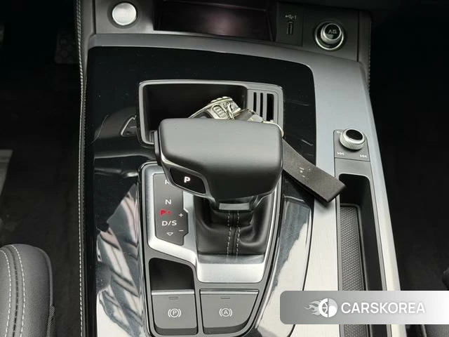 Audi Q5L id 4348773 из Китая 11