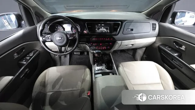 Kia All New Carnival id 3608446 из Кореи 17