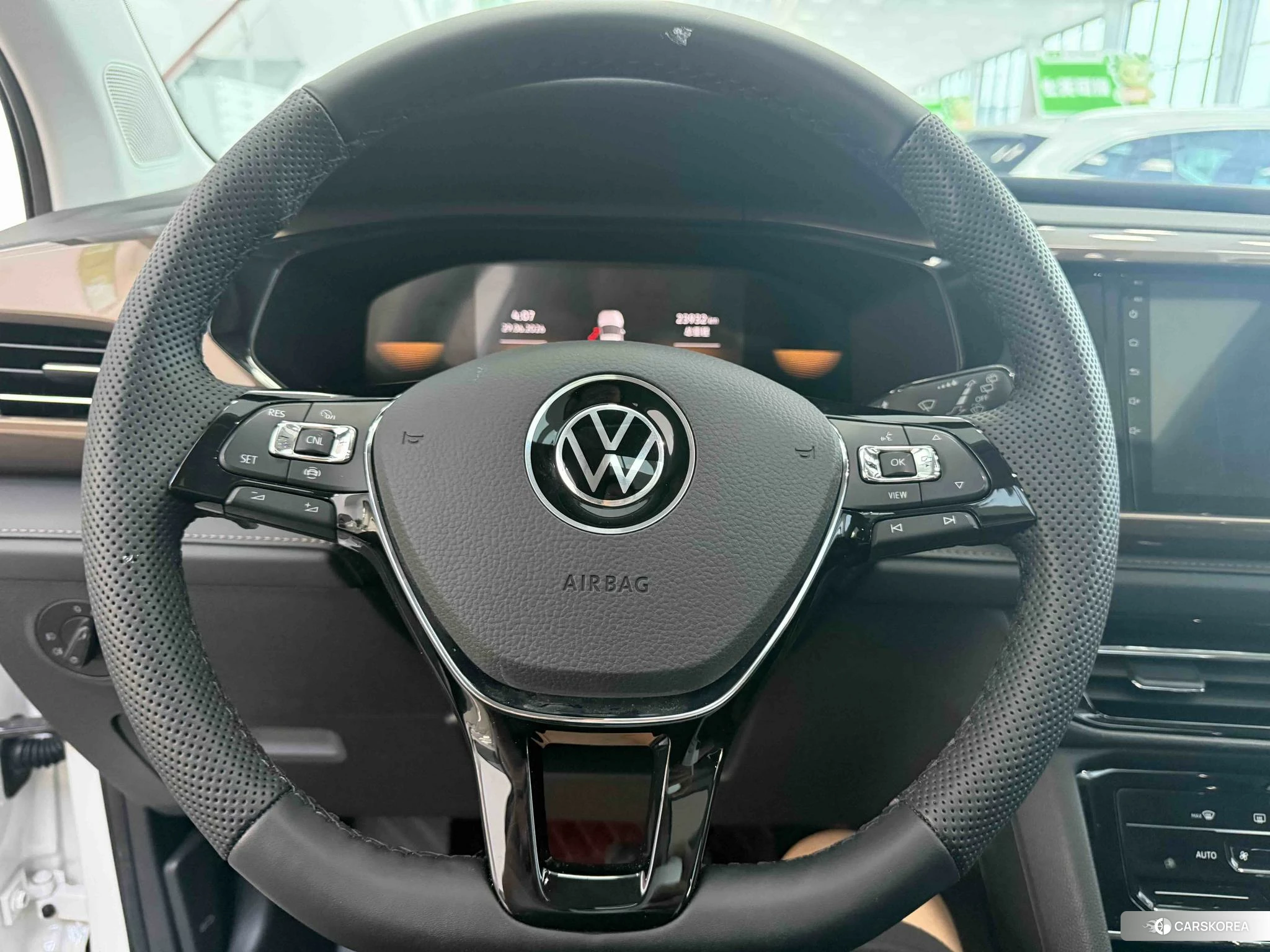 Volkswagen Tuyue id 4515074 из Китая 20