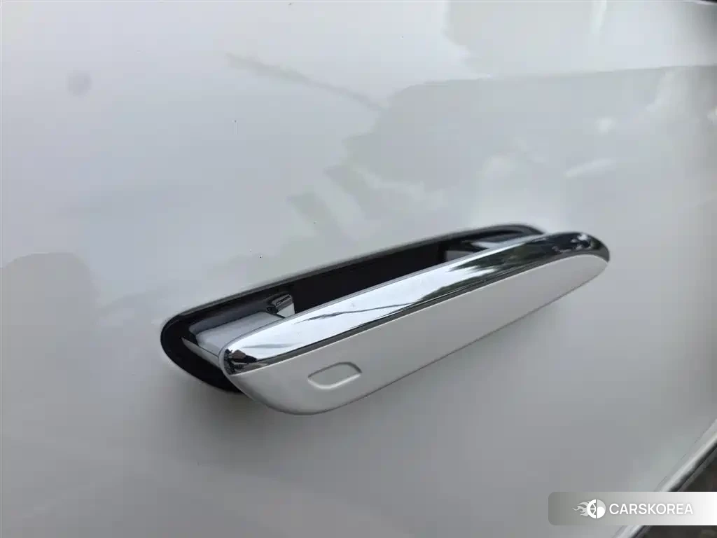 Mercedes-Benz E-Class id 4546272 из Китая 17