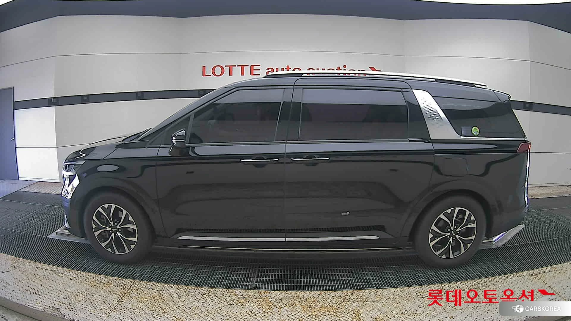Kia Carnival id 4902362 из Кореи 34