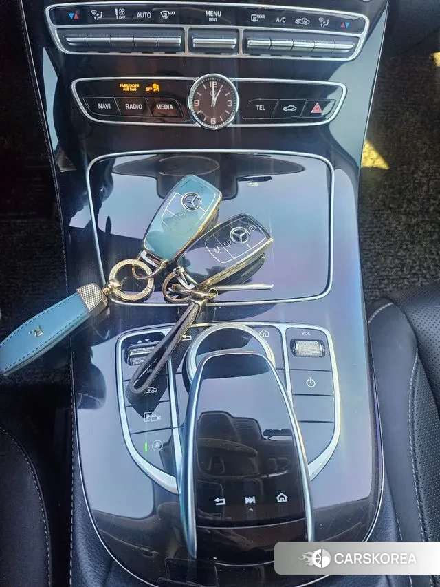 Mercedes-Benz E-Class W213 id 3493984 из Кореи 7