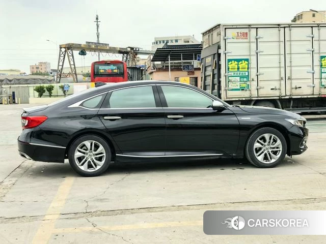 Honda Accord id 4328749 из Китая 29