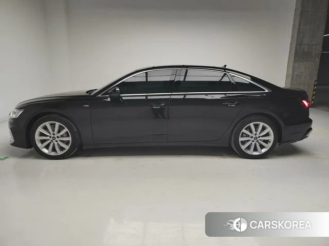 Audi A6L id 4260780 из Китая 10