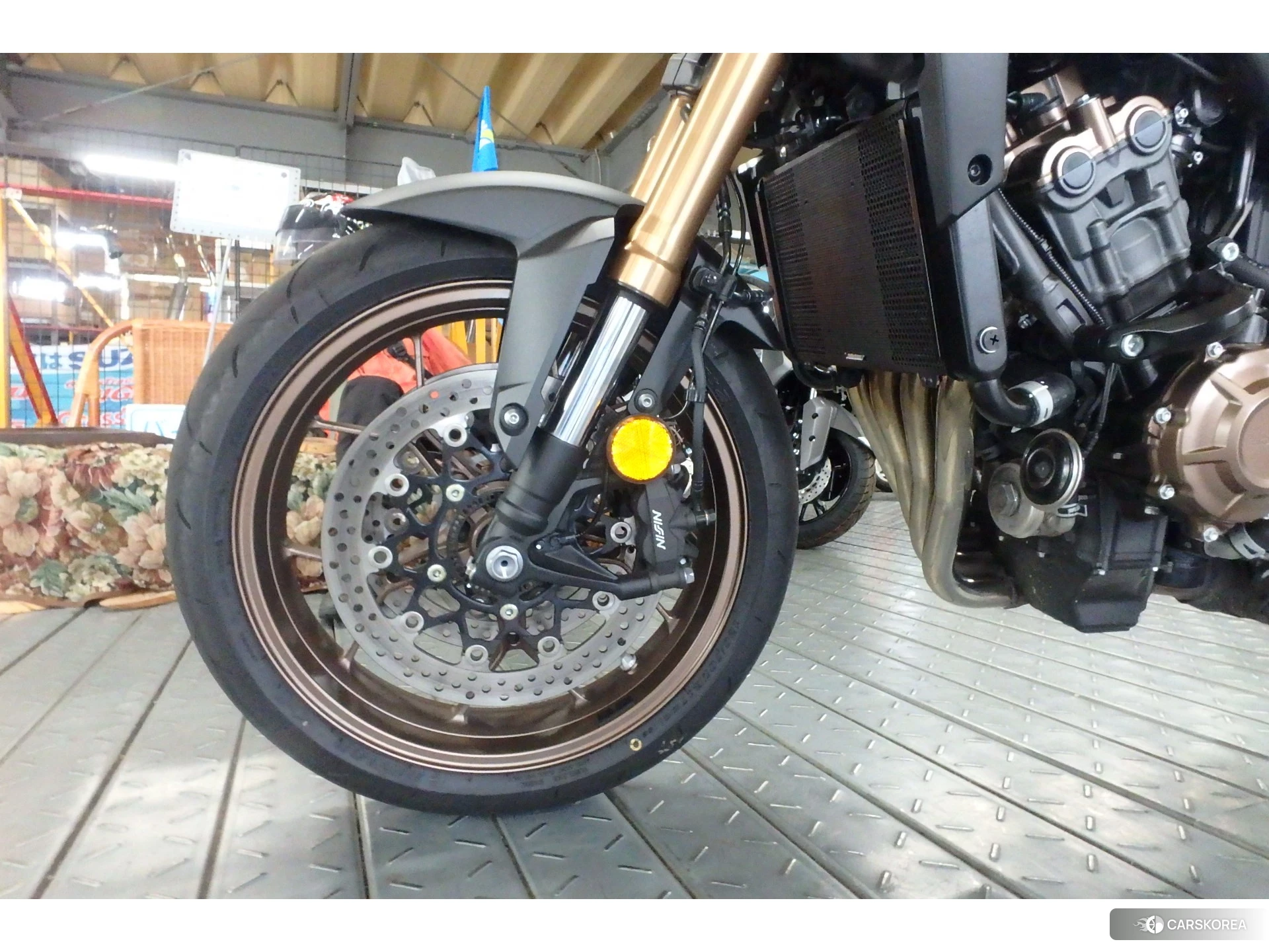 Honda CB650R E-CLUTCH id 4380298 из Японии 14