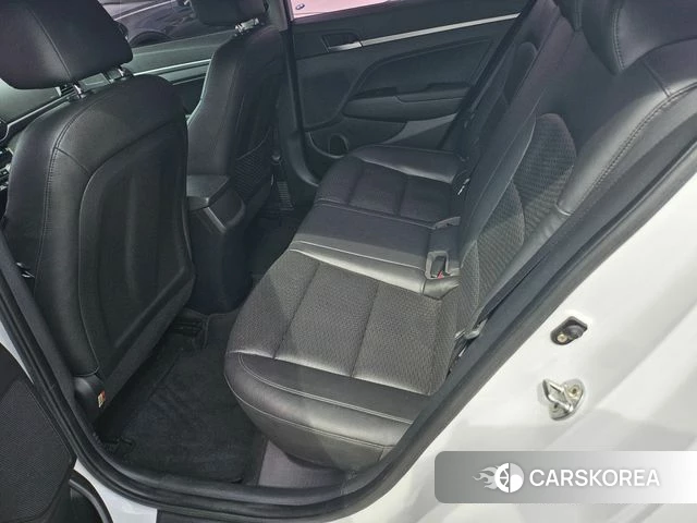 Hyundai The New Avante AD id 4384633 из Кореи 11