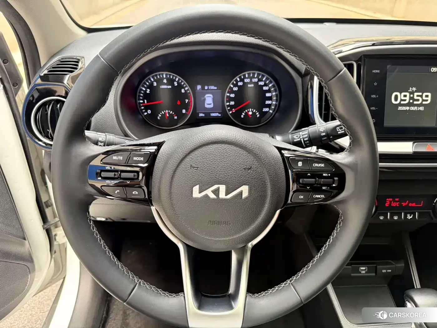 Kia KX1 id 4601938 из Китая 21