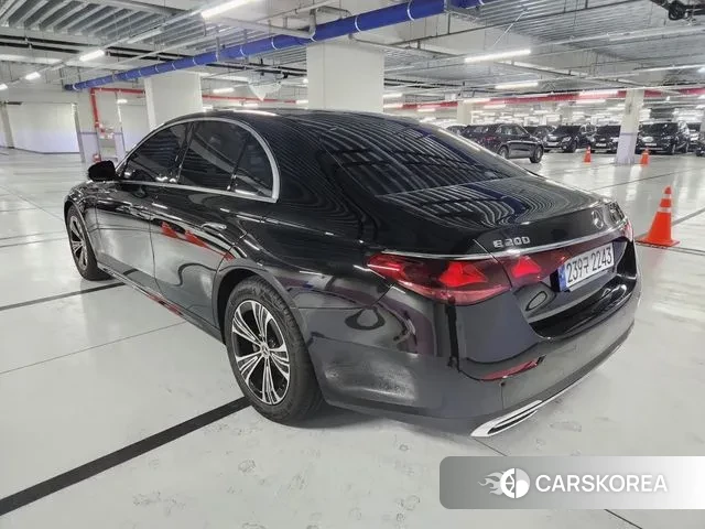 Mercedes-Benz E-Class W214 id 3769618 из Кореи 17