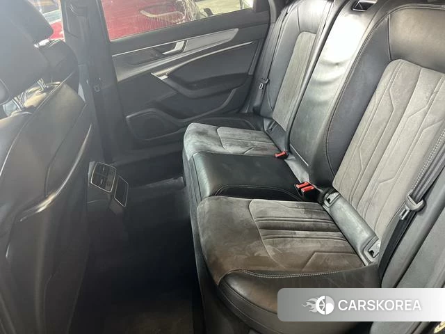Audi A6L id 4275762 из Китая 8