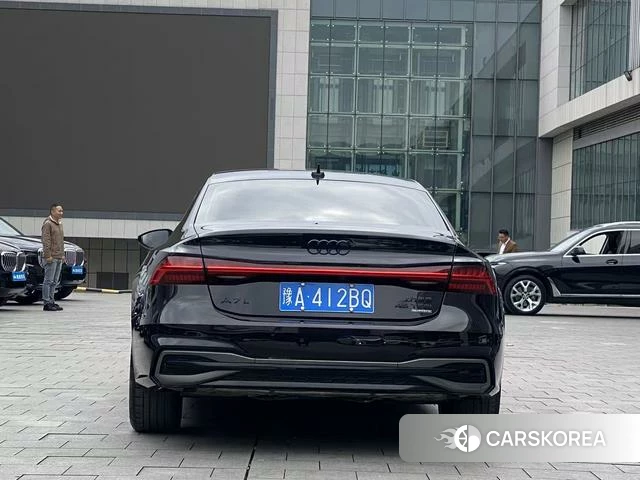 Audi A7L id 4290392 из Китая 13