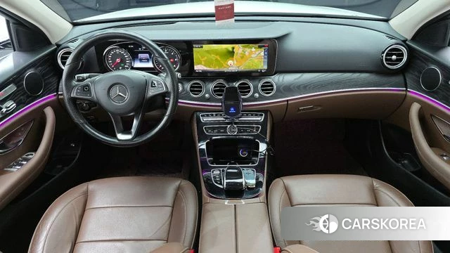 Mercedes-Benz E-Class W213 id 4233187 из Кореи 28