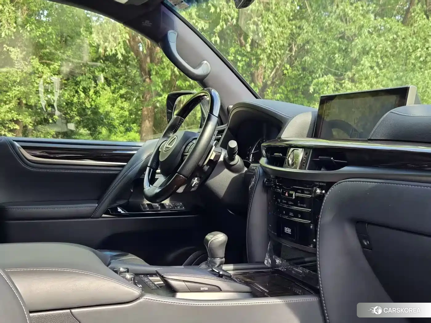 Lexus LX id 4654475 из Китая 13