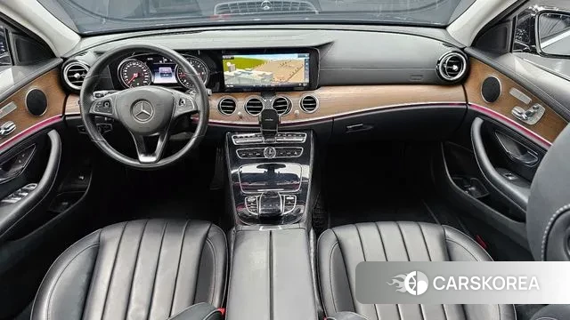 Mercedes-Benz E-Class W213 id 3687619 из Кореи 17