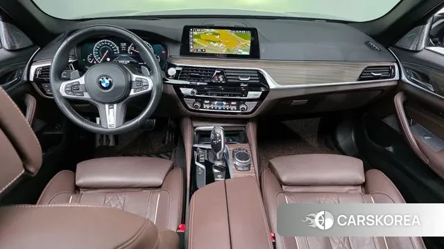 BMW 5 Series (G30) id 3687254 из Кореи 17