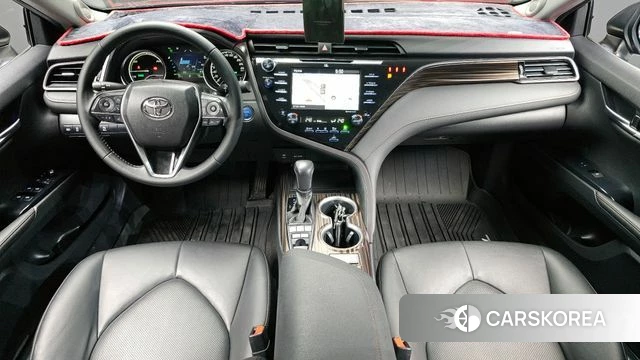 Toyota Camry (XV70) id 3796020 из Кореи 17