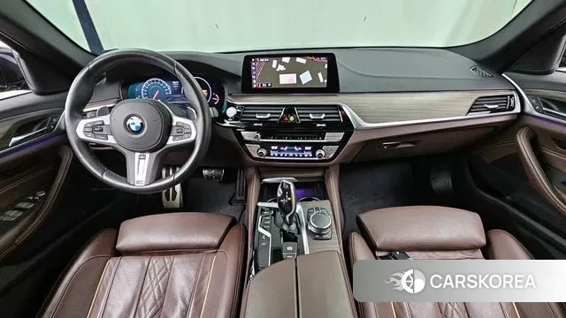 BMW 5 Series (G30) id 3646928 из Кореи 17