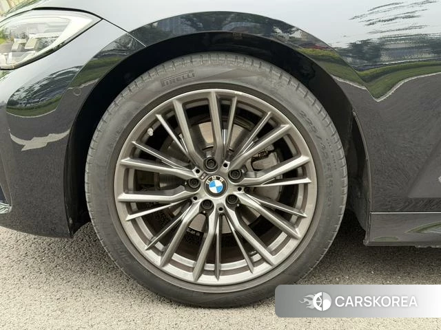 BMW 3 series id 4387461 из Китая 14