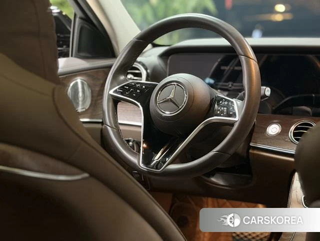 Mercedes-Benz E-class id 4272168 из Китая 7