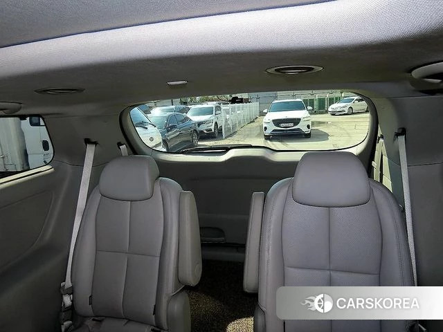 Kia The New Carnival id 4397714 из Кореи 17