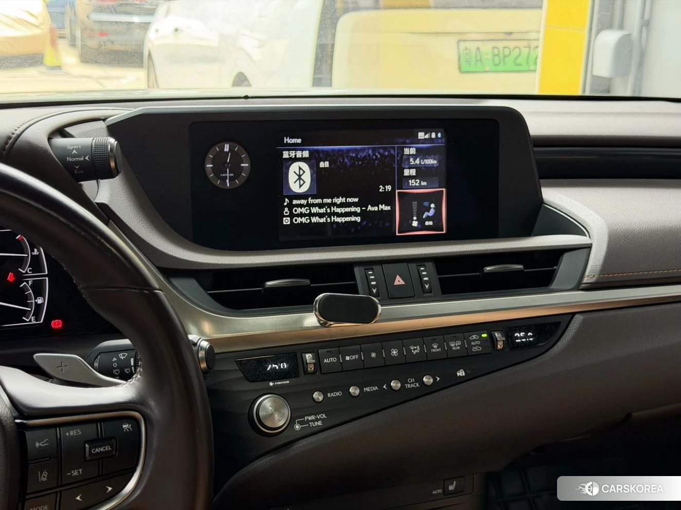 Lexus ES id 4485379 из Китая 13