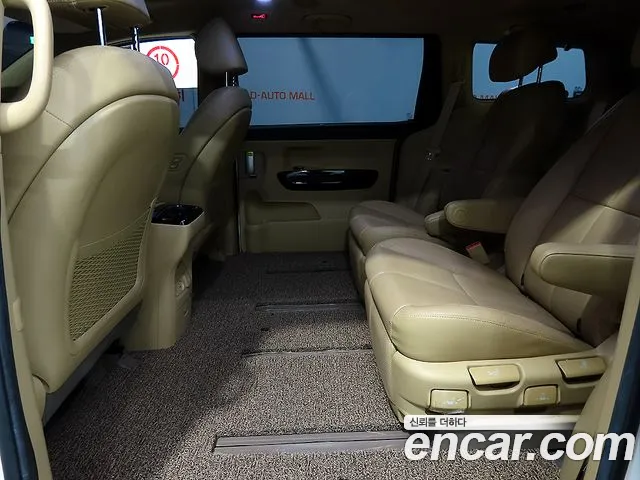 Kia The New Carnival id 2388952 из Кореи 17