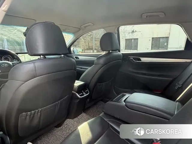 Hyundai The New Grandeur IG Hybrid id 3650936 из Кореи 17