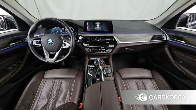 BMW 5 Series (G30) id 3866972 из Кореи 17