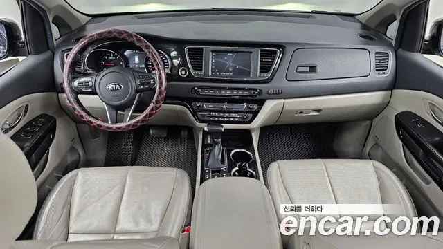 Kia The New Carnival id 2435992 из Кореи 17