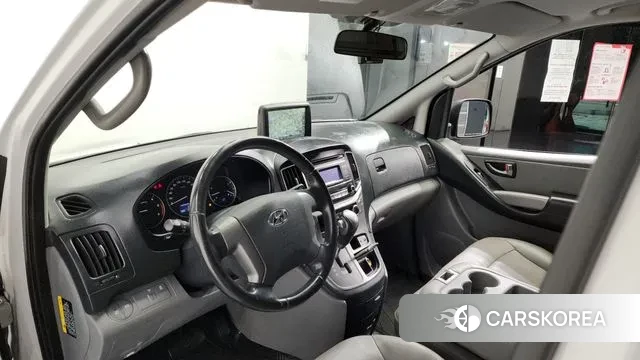 Hyundai The New Grand Starex id 3139495 из Кореи 17