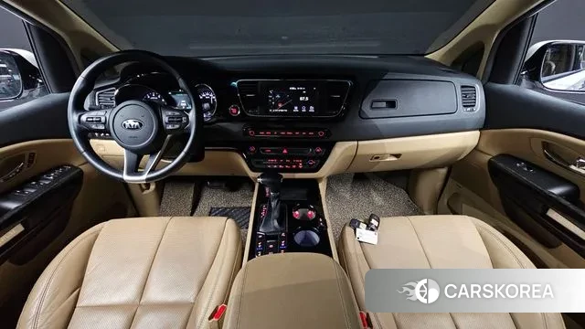 Kia The New Carnival id 3761056 из Кореи 17