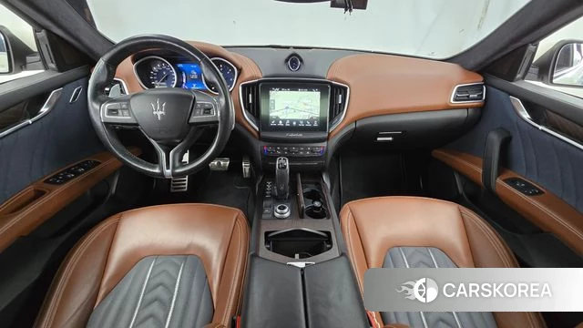 Maserati Ghibli id 4508046 из Кореи 29