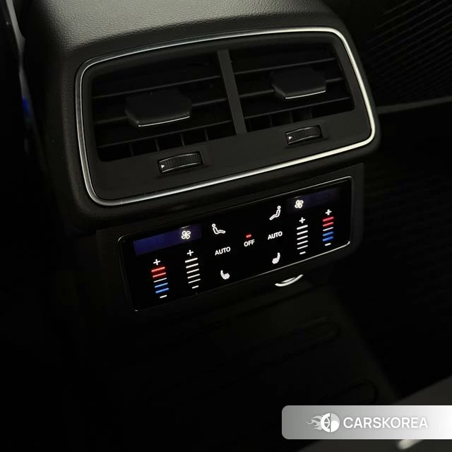 Audi A6L id 4258320 из Китая 14