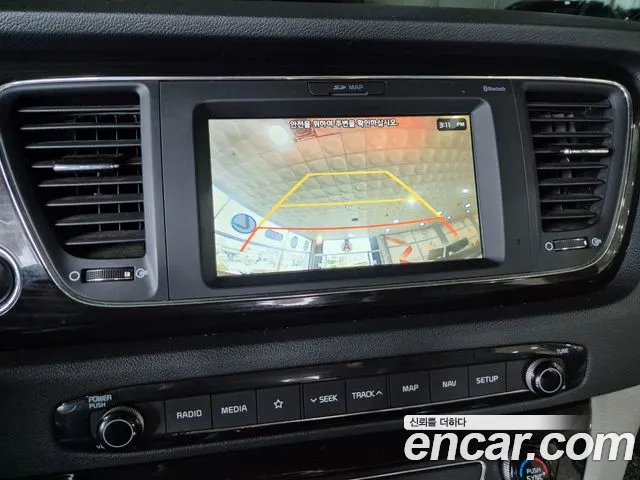 Kia The New Carnival id 2706642 из Кореи 17