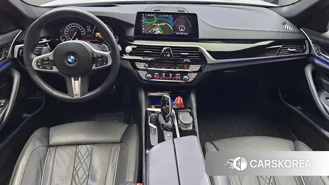 BMW 5 Series (G30) id 2971110 из Кореи 17