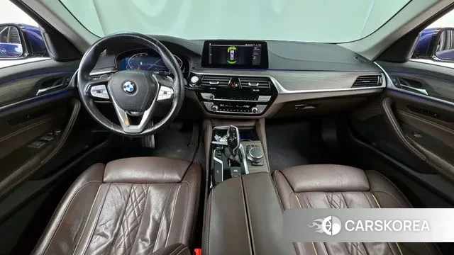 BMW 5 Series (G30) id 3391112 из Кореи 17