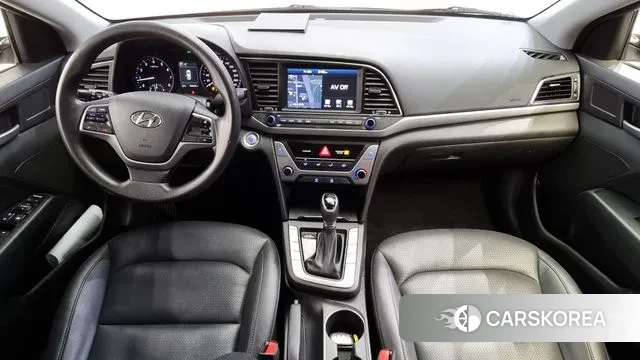 Hyundai Avante AD id 3039578 из Кореи 17